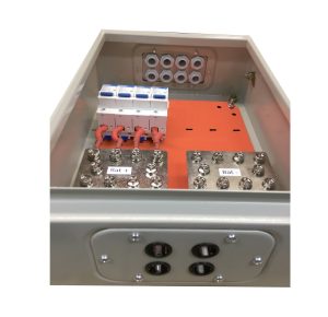 Battery combiner switch box