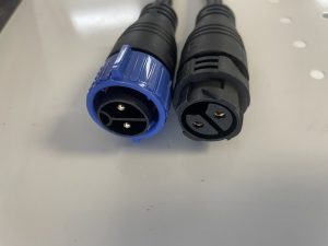 Home-Grid AC output cord connectors