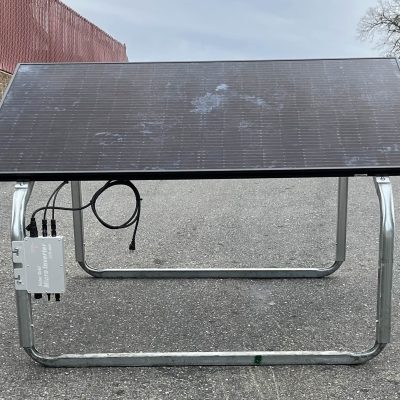 Single panel Solar-to-Go system, 120-240vac Plug-in power shaver